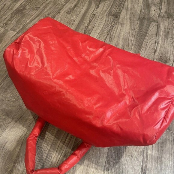 Vintage Latique Red Duffle Bag RARE *View photos* - Picture 7 of 11